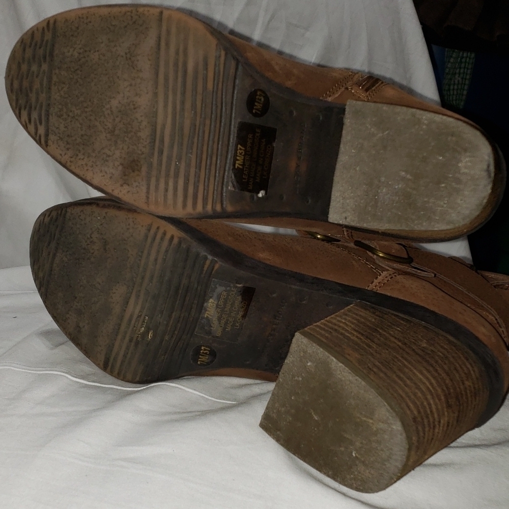 Lucky brand brown leather heeled boots strapped euc - Picture 9 of 12